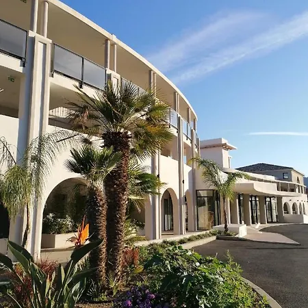 Apartahotel Eco-résidence Dolce Paese 5*