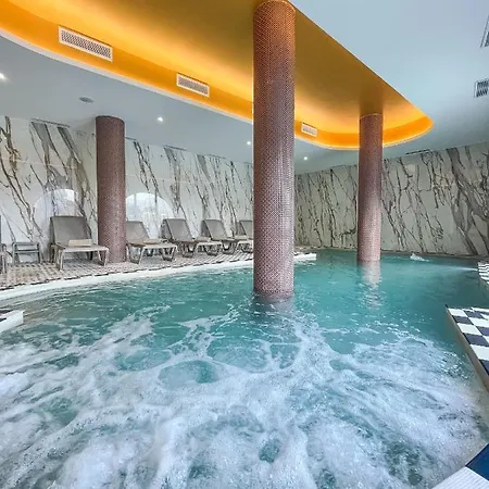 Eco-residence Dolce Paese & Hotel apartamentowy 5*