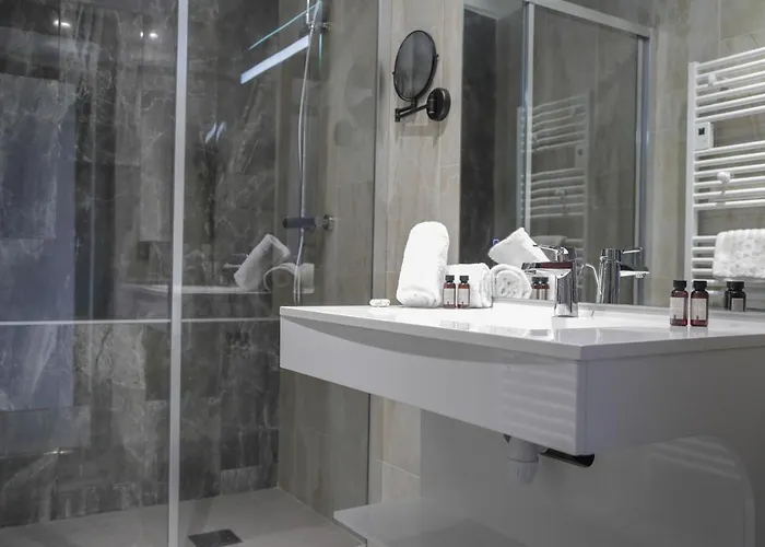 Eco-residence Dolce Paese & 5* Algajola (Corsica)