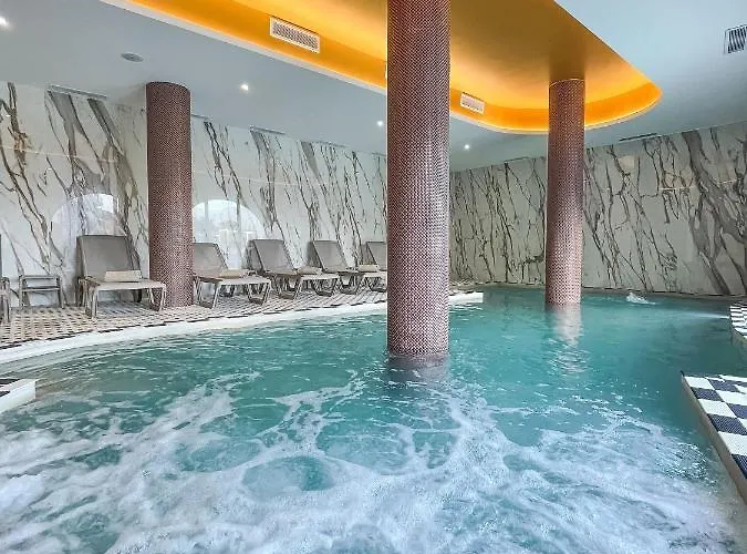 Eco-residence Dolce Paese & Aparthotel 5*